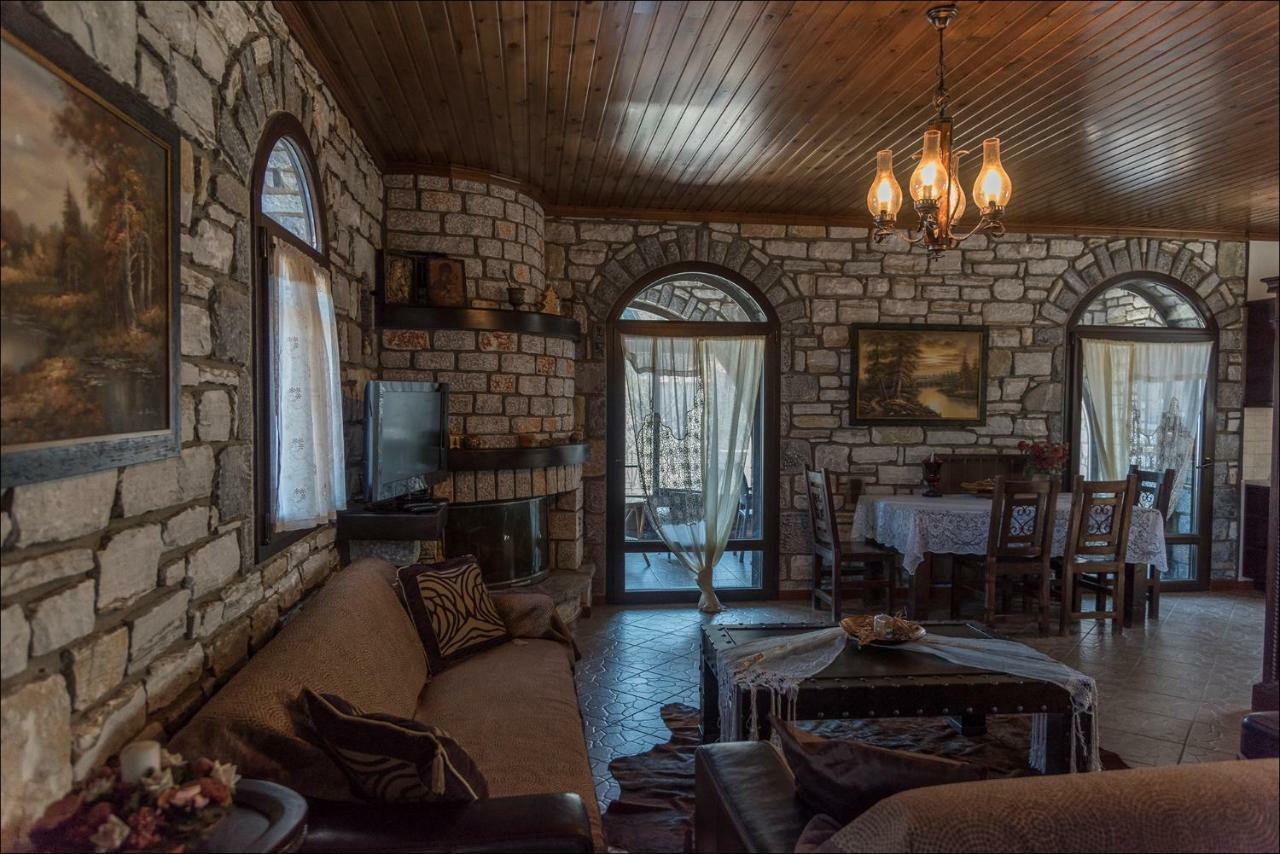 Stone Mansion Anavryti, Αμα 20569 Villa Mystras Bagian luar foto
