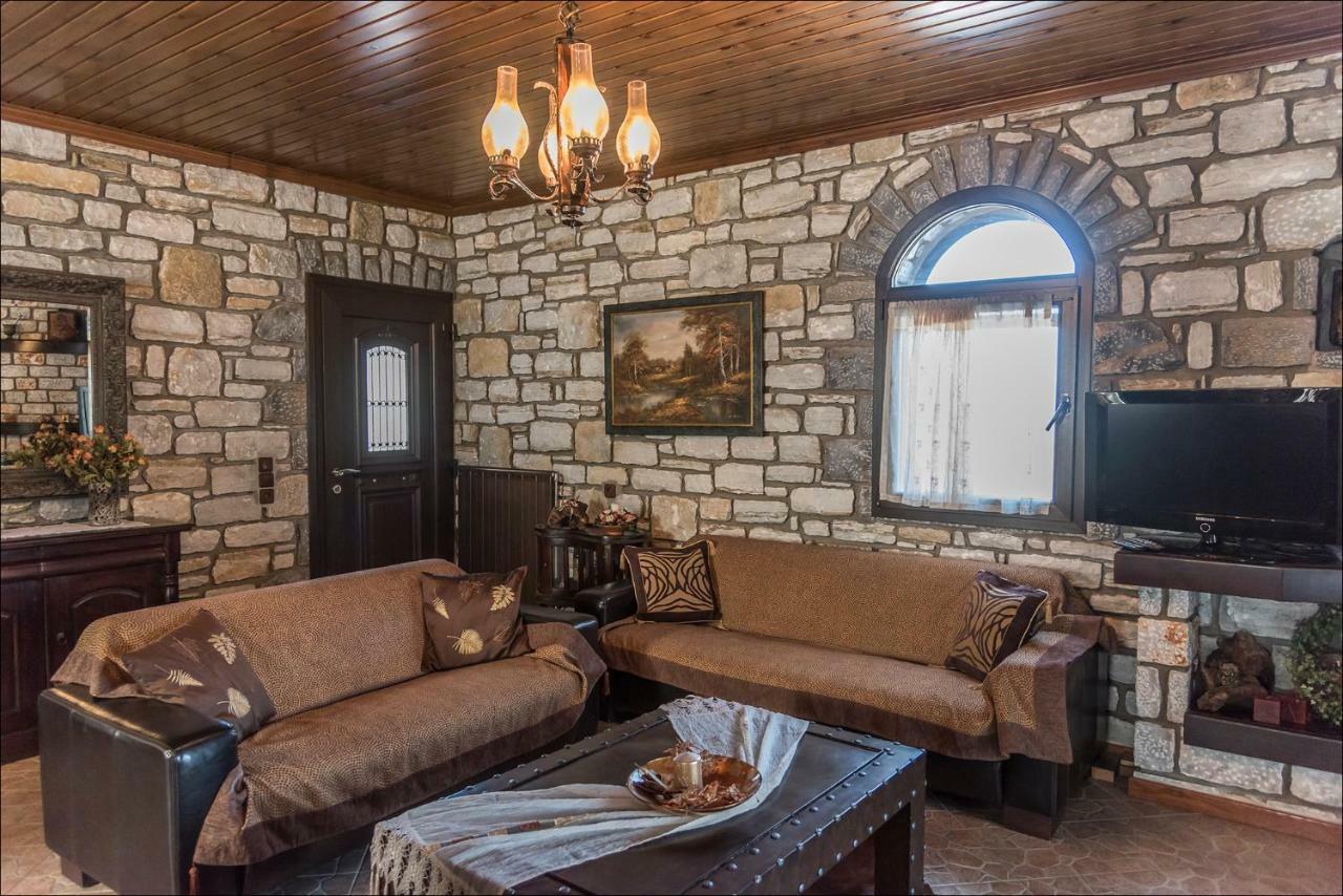 Stone Mansion Anavryti, Αμα 20569 Villa Mystras Bagian luar foto