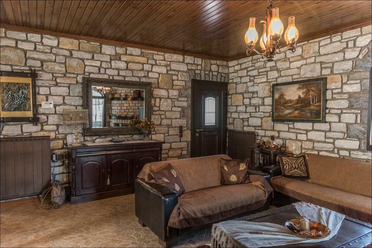 Stone Mansion Anavryti, Αμα 20569 Villa Mystras Bagian luar foto