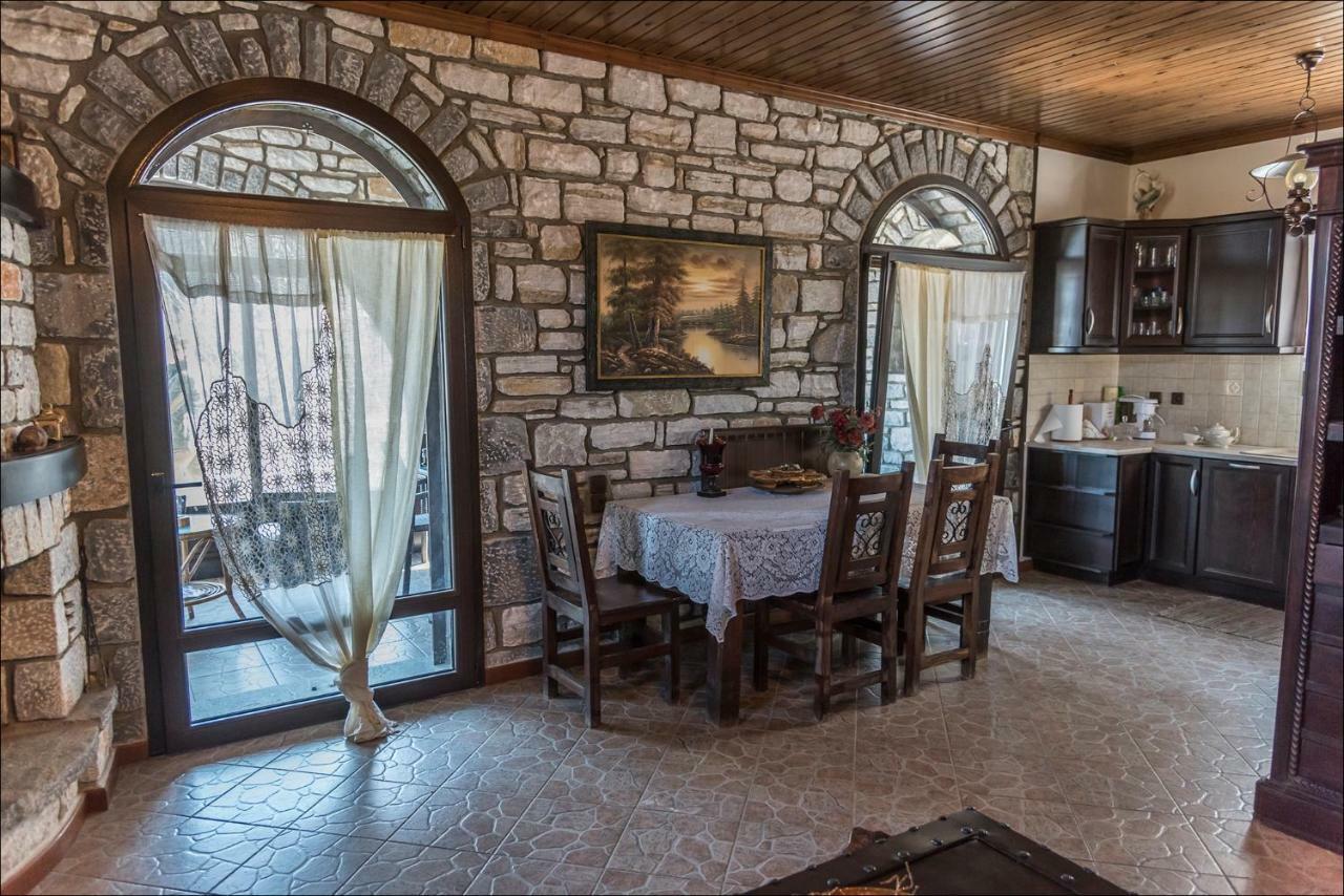 Stone Mansion Anavryti, Αμα 20569 Villa Mystras Bagian luar foto
